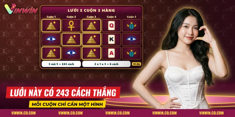 Lưới năm cuộn ba hàng của nổ hũ Bí Mật Cleopatra với kim tự tháp xếp liền từ cuộn trái, kèm phép đếm cách ghép